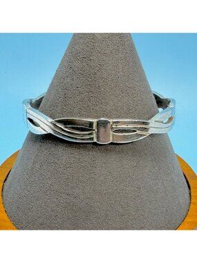 Twist Design Open Cuff Bracelet Sterling Silver 925 Size 2.25'' Diameter